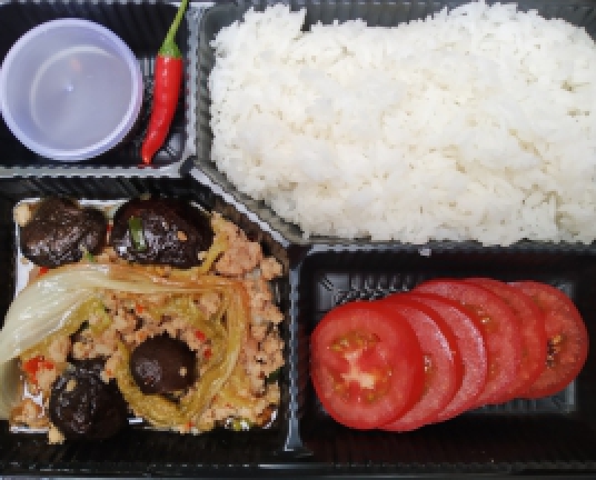 Cải thảo xào thịt sốt dầu hào