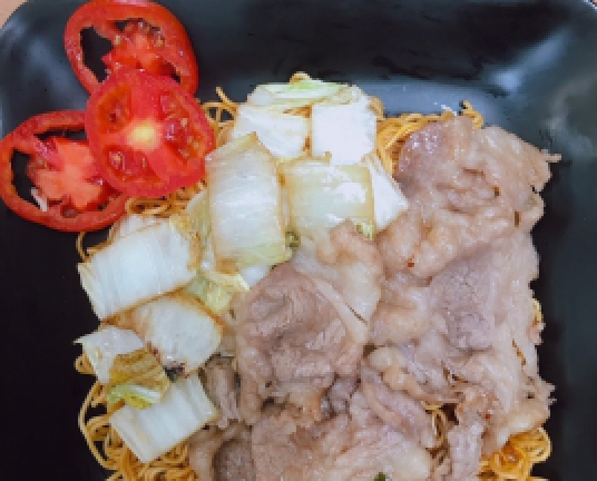 Mì xào bò mỹ
